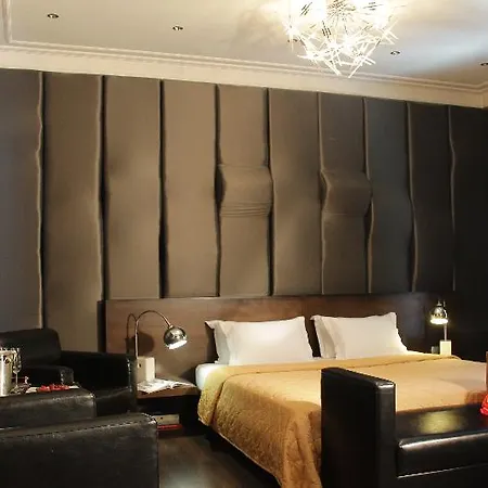 Galaxy Art Hotel 3*