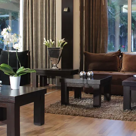 Galaxy Art Hotel 3*