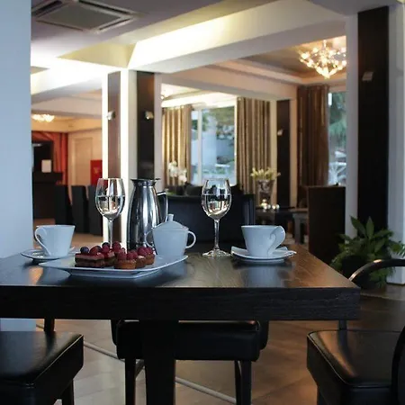 Szálloda Galaxy Art Oreókasztro