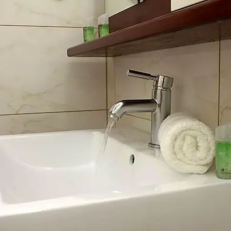 Galaxy Art Hotel 3*